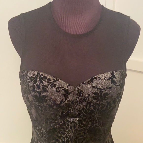 Trixxi Dresses & Skirts - 🌟NWT🌟 TRIXXI Black & Silver Patterned Cocktail Formal Dress with Mesh Ne…